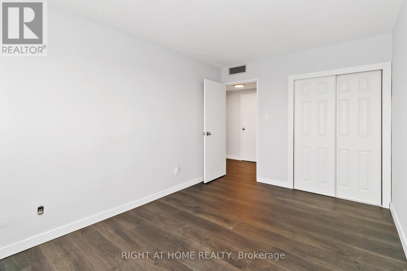 905 - 1333 Bloor Street, Mississauga, Ontario  L4Y 3T6 - Photo 22 - W12845734