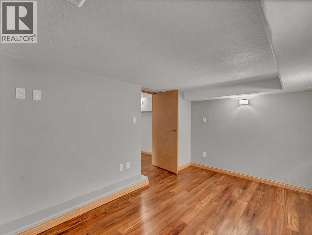 427 5 Street Se, Medicine Hat, Alberta  T1A 0M9 - Photo 38 - A2262537