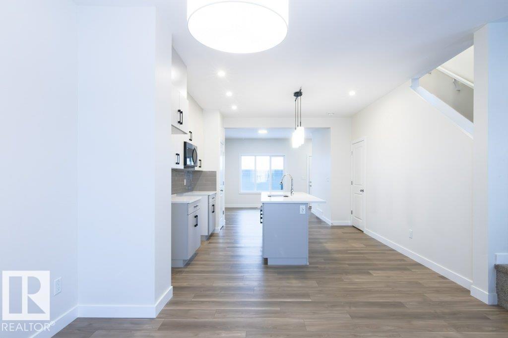 675 Cambrian Bv, Sherwood Park, Alberta  T8H 3B7 - Photo 2 - E4475601