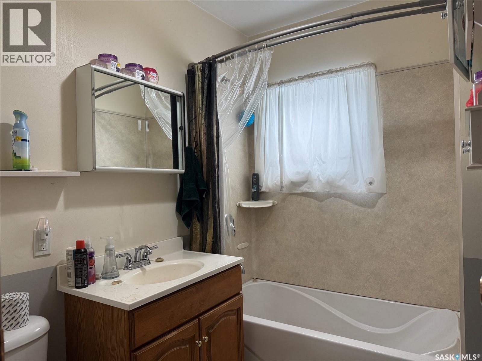 728 Mcintosh Street, Foam Lake, Saskatchewan  S0A 1A0 - Photo 5 - SK029547