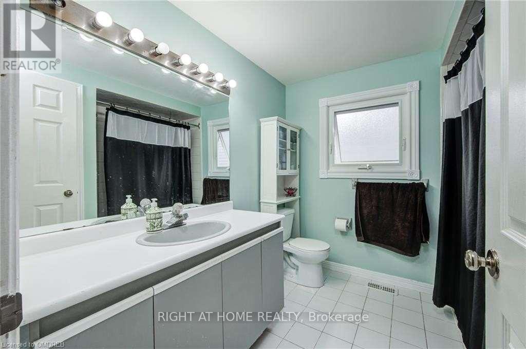 333 Brigade Drive, Hamilton, Ontario  L9B 2G1 - Photo 13 - X12845560