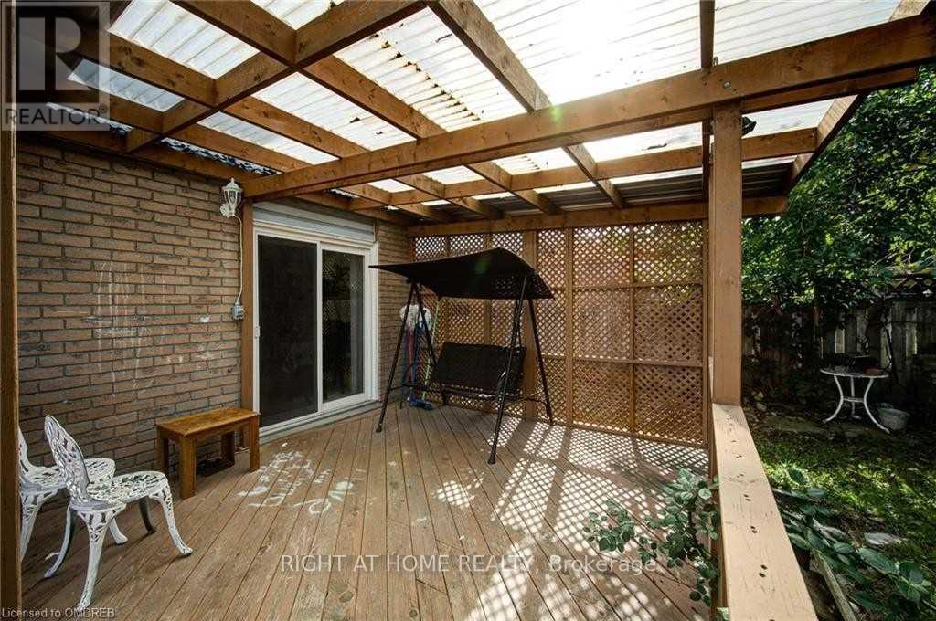 333 Brigade Drive, Hamilton, Ontario  L9B 2G1 - Photo 20 - X12845560