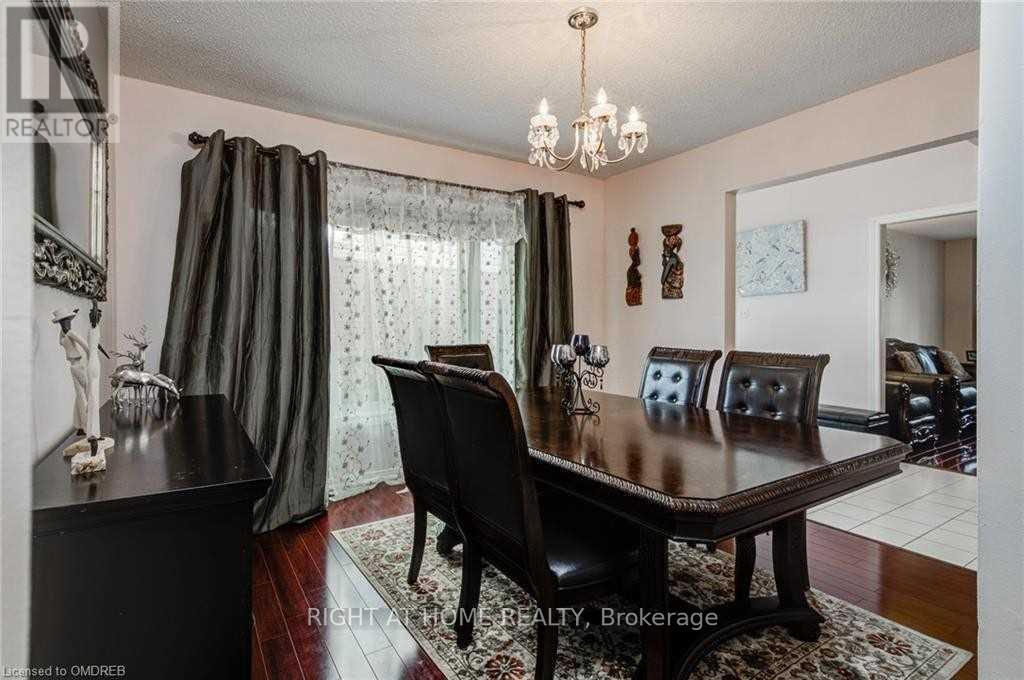 333 Brigade Drive, Hamilton, Ontario  L9B 2G1 - Photo 8 - X12845560