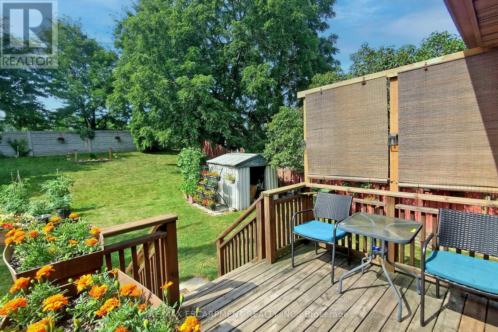 380 Magnolia Drive, Hamilton, Ontario  L9C 6N7 - Photo 33 - X12845568