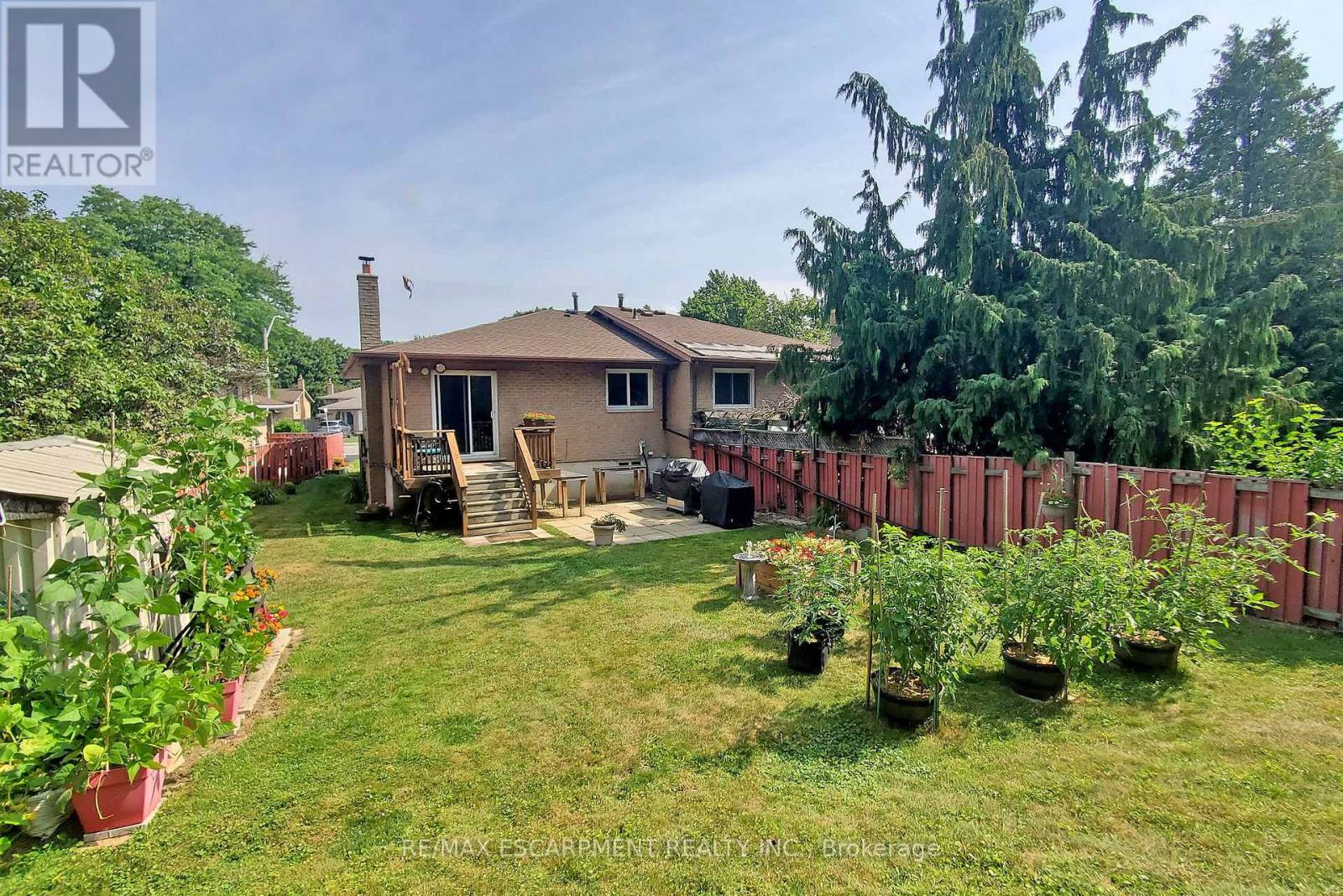 380 Magnolia Drive, Hamilton, Ontario  L9C 6N7 - Photo 36 - X12845568