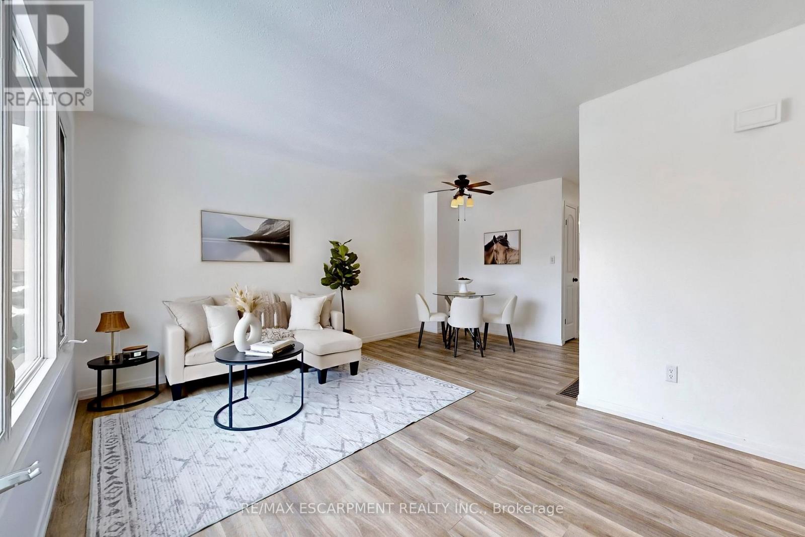 380 Magnolia Drive, Hamilton, Ontario  L9C 6N7 - Photo 6 - X12845568