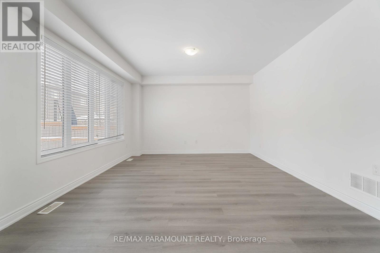 20 Vaughn Drive, Thorold, Ontario  L3B 0G8 - Photo 18 - X12845570