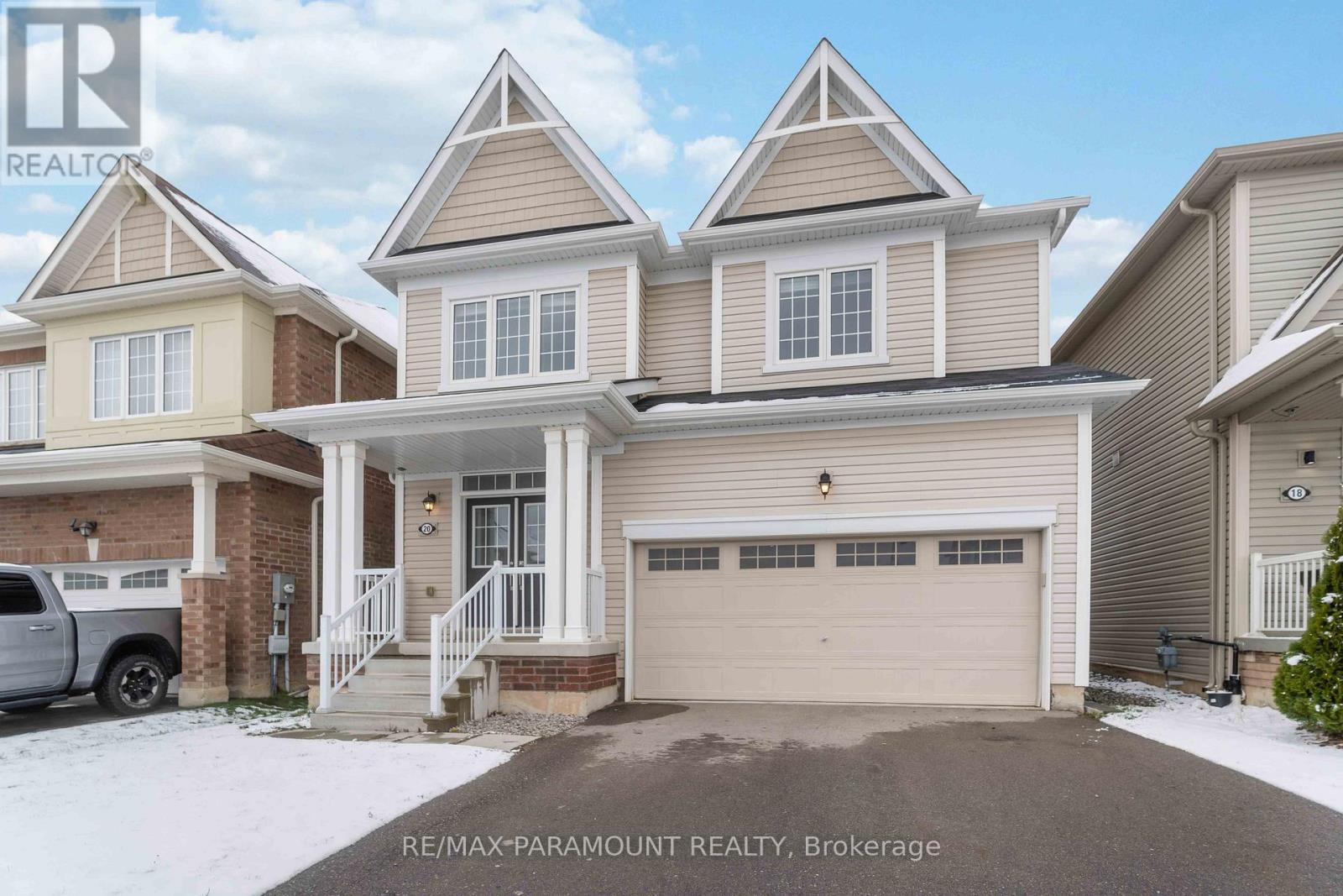 20 Vaughn Drive, Thorold, Ontario  L3B 0G8 - Photo 2 - X12845570