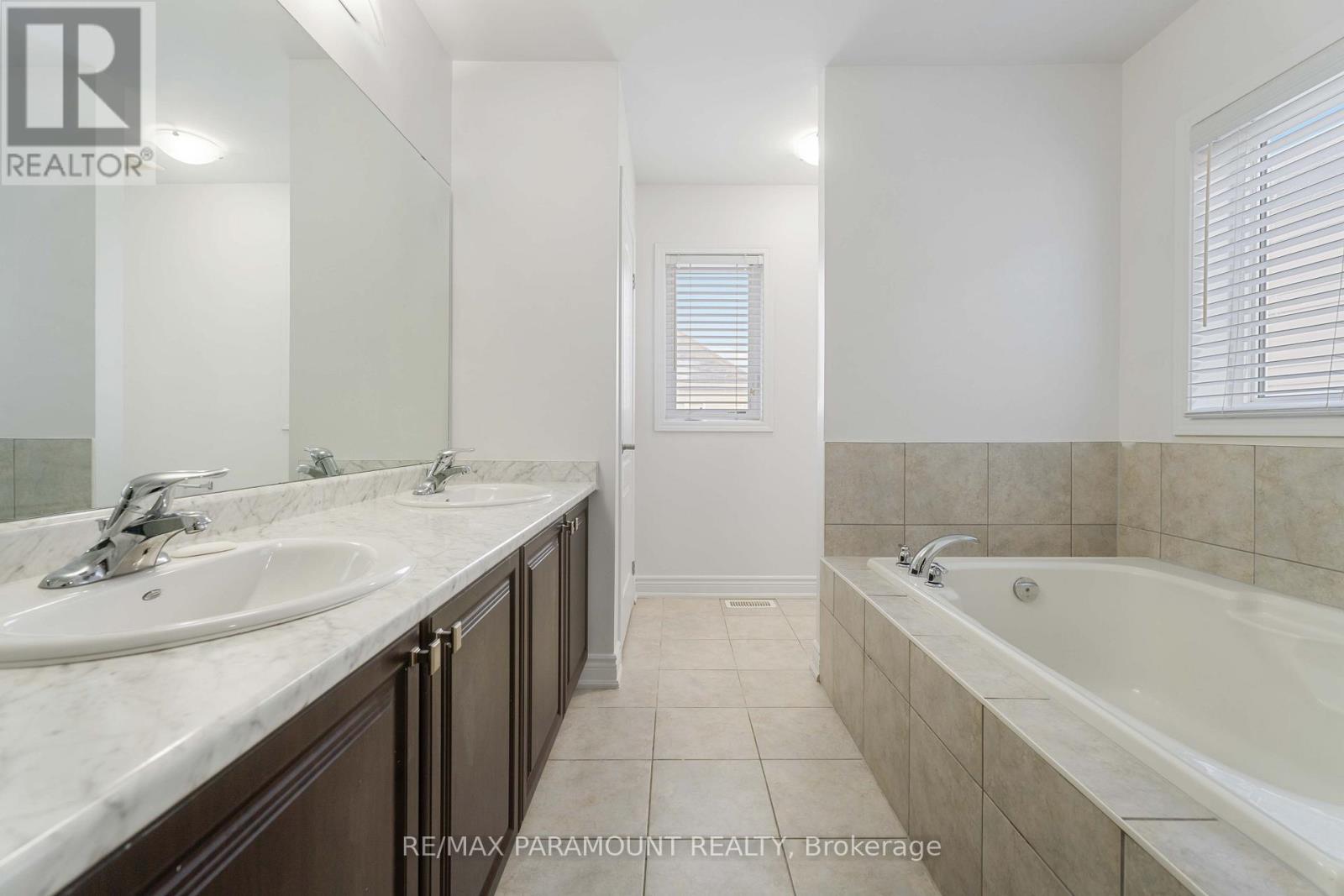 20 Vaughn Drive, Thorold, Ontario  L3B 0G8 - Photo 26 - X12845570