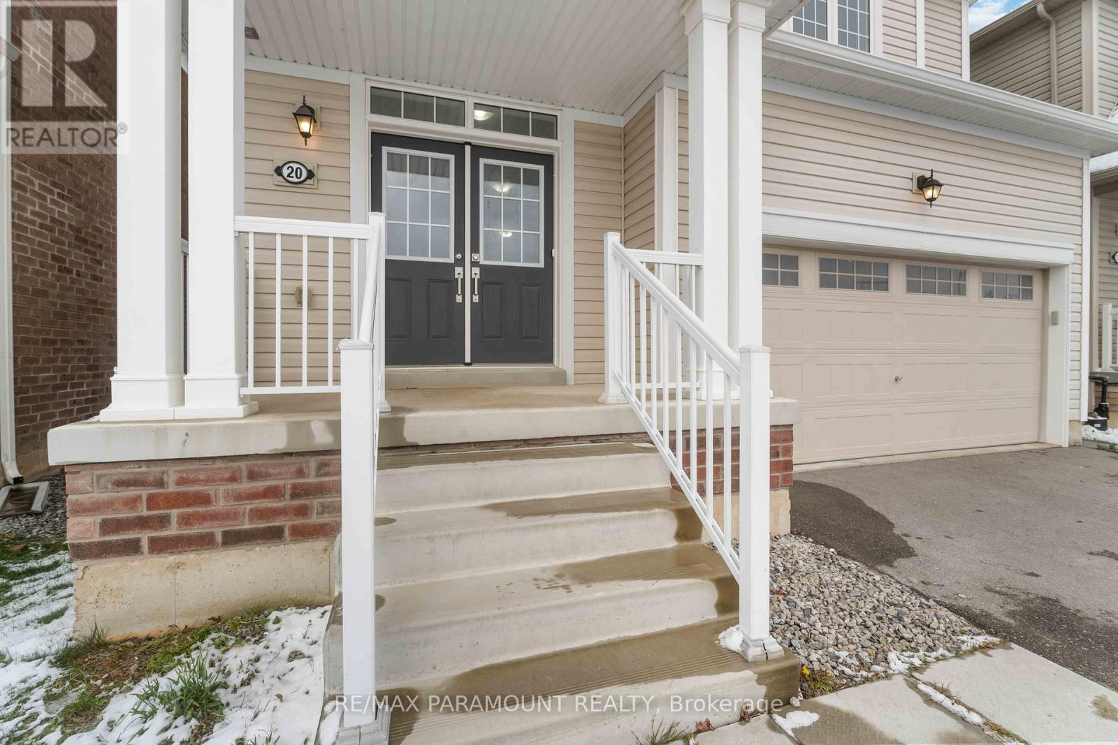 20 Vaughn Drive, Thorold, Ontario  L3B 0G8 - Photo 3 - X12845570