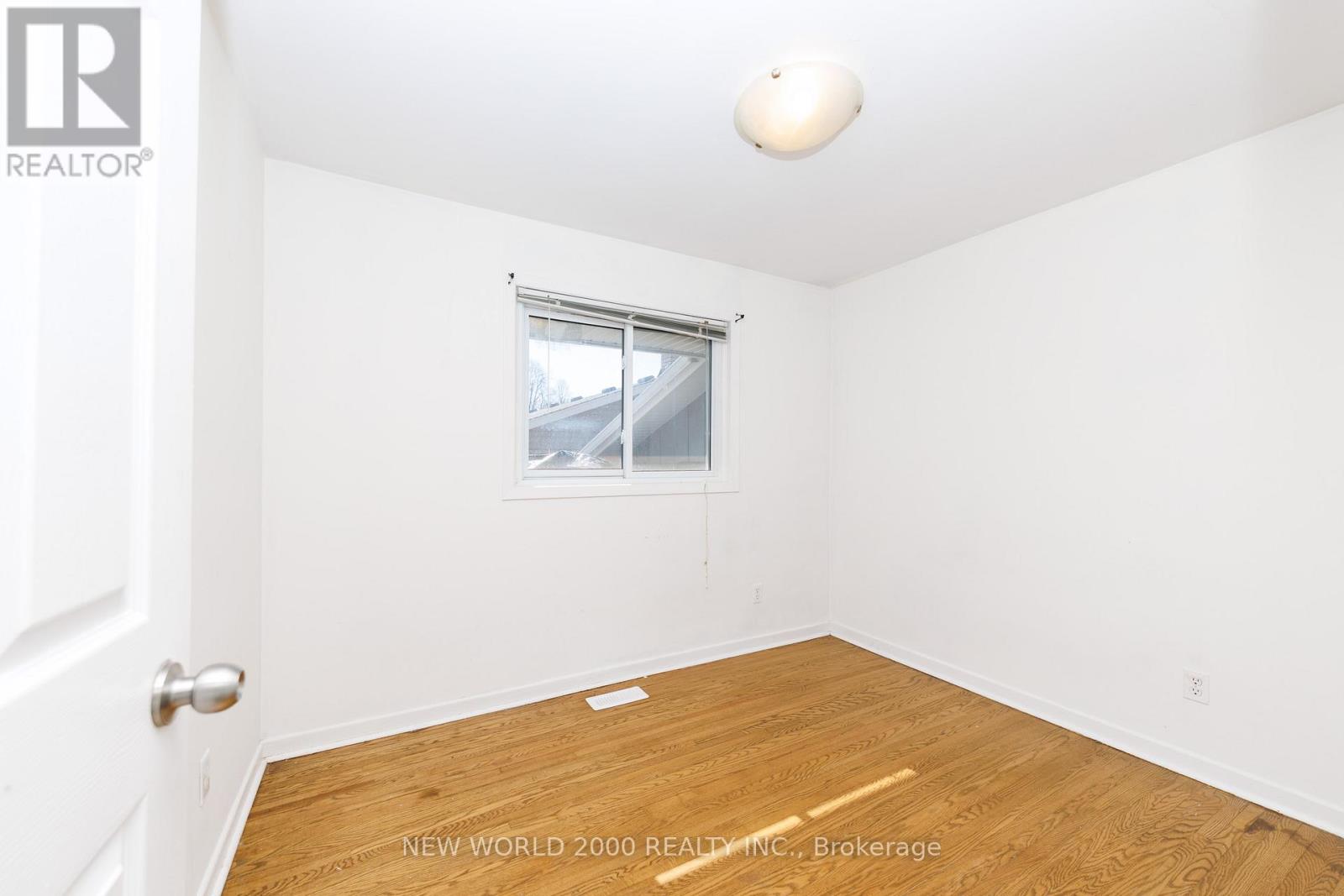 62 Champlain Avenue, Welland, Ontario  L3C 2L7 - Photo 20 - X12845610