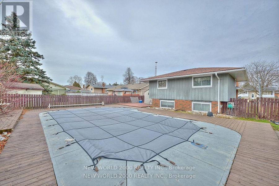 62 Champlain Avenue, Welland, Ontario  L3C 2L7 - Photo 37 - X12845610