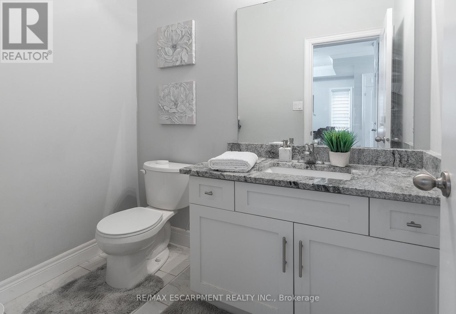 44 Miller Drive, Hamilton, Ontario  L9G 2J1 - Photo 13 - X12845630