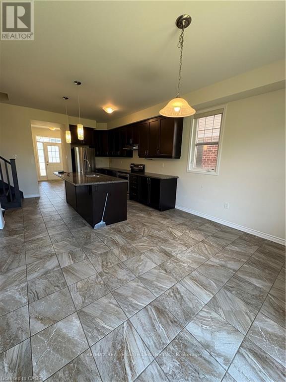 50 Shoreacres Drive, Kitchener, Ontario  N2R 0K7 - Photo 11 - X12845660