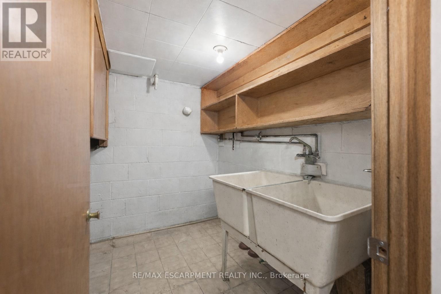 314 Hawkridge Avenue, Hamilton, Ontario  L9C 3L2 - Photo 23 - X12845684