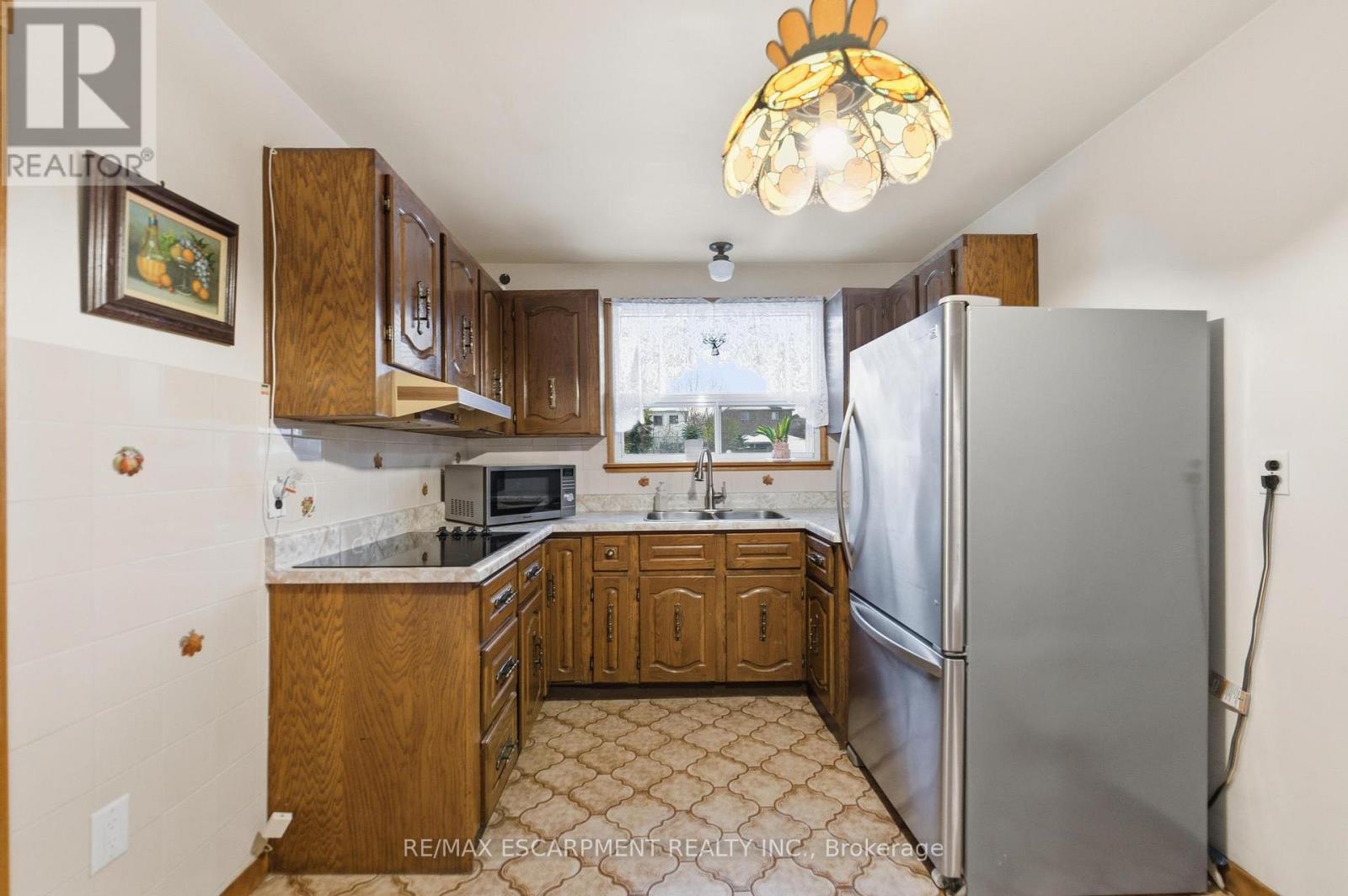 314 Hawkridge Avenue, Hamilton, Ontario  L9C 3L2 - Photo 7 - X12845684