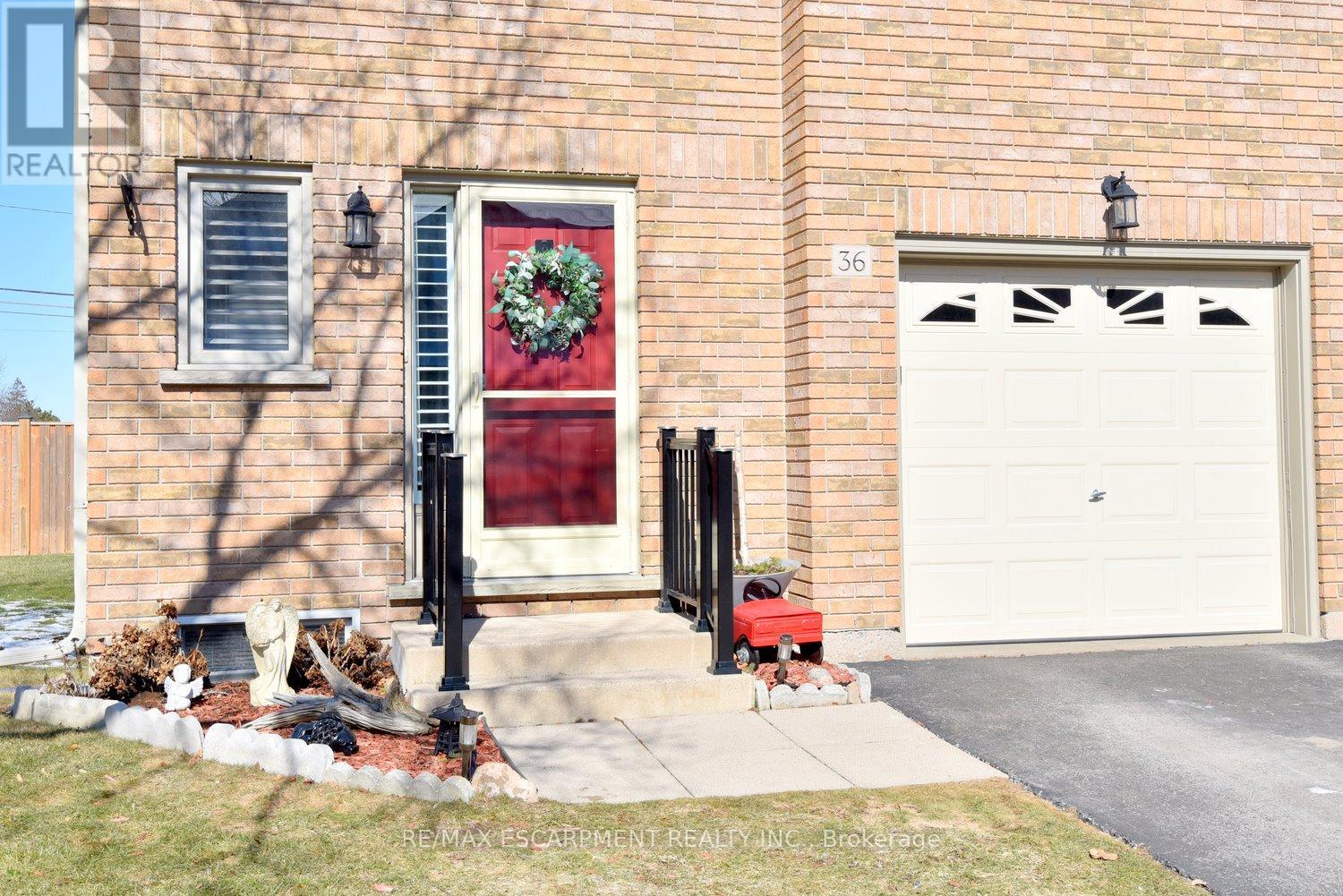 36 - 2774 King Street E, Hamilton, Ontario  L8G 1J4 - Photo 2 - X12845706