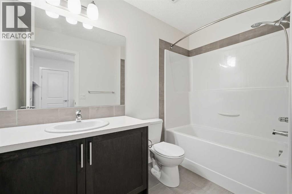 305 Hillcrest Road Sw, Airdrie, Alberta  T4B 4K1 - Photo 18 - A2285814