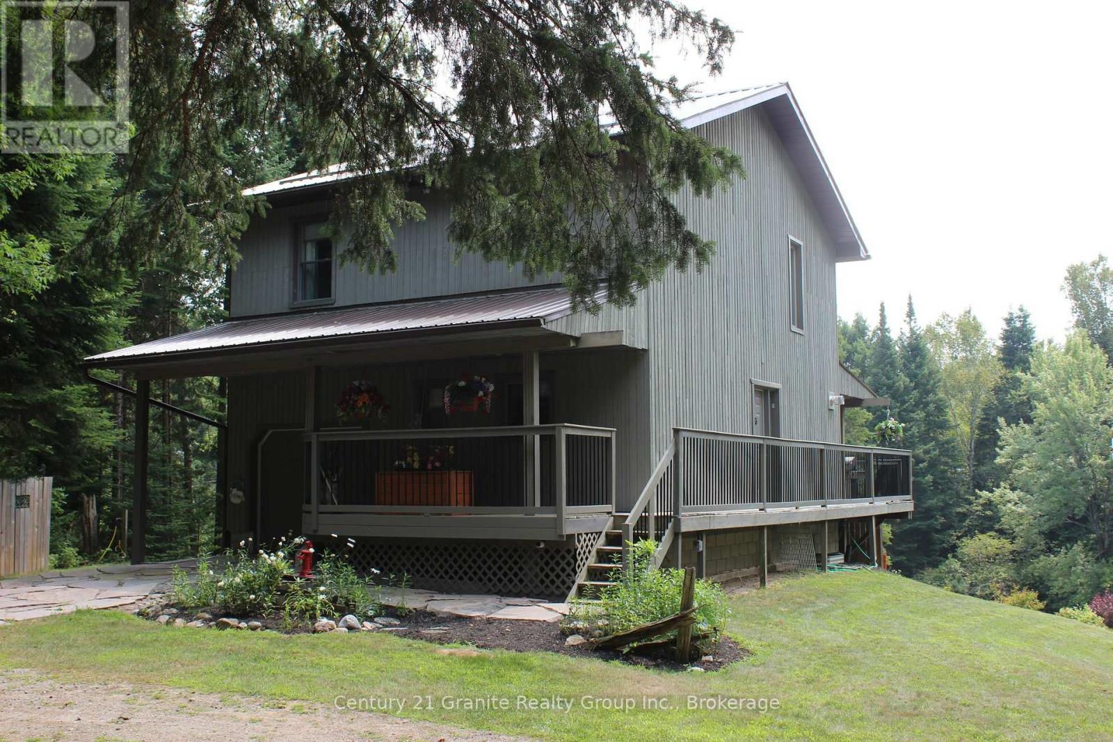 1082 Green Lake Road, Algonquin Highlands, Ontario  K0M 1J1 - Photo 1 - X12806862