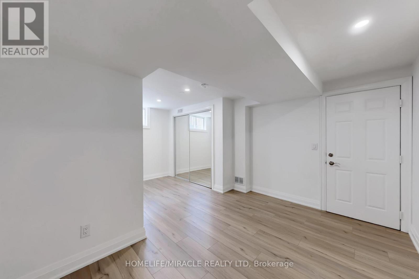 14 Rodwell Court, Brampton, Ontario  L6Y 4G7 - Photo 31 - W12681906