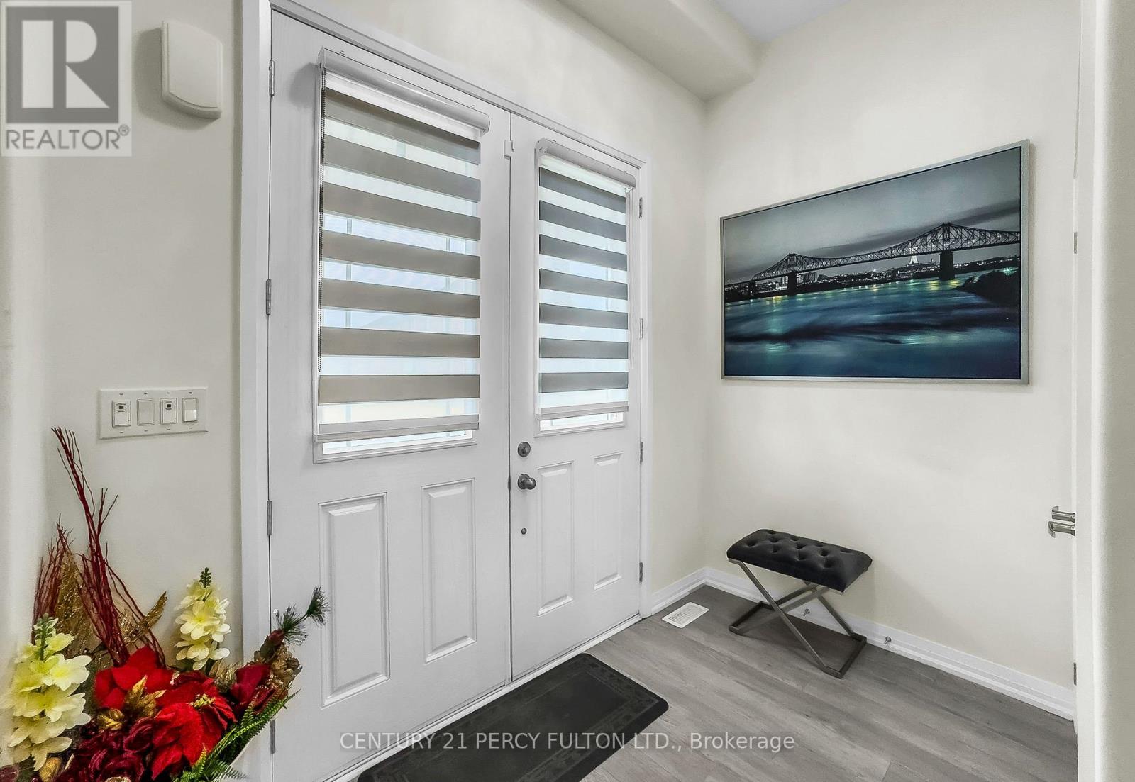 302 Cullen Trail, Peterborough, Ontario  K9H 0J8 - Photo 3 - X12844922