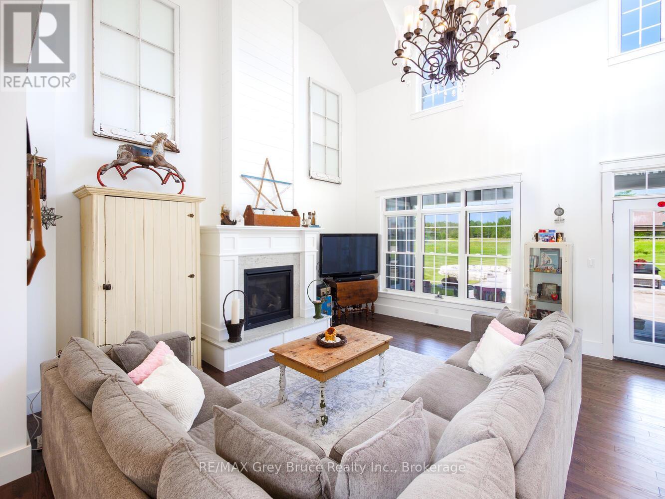 33 Dunks Bay Road, Northern Bruce Peninsula, Ontario  N0H 2R0 - Photo 14 - X12845864