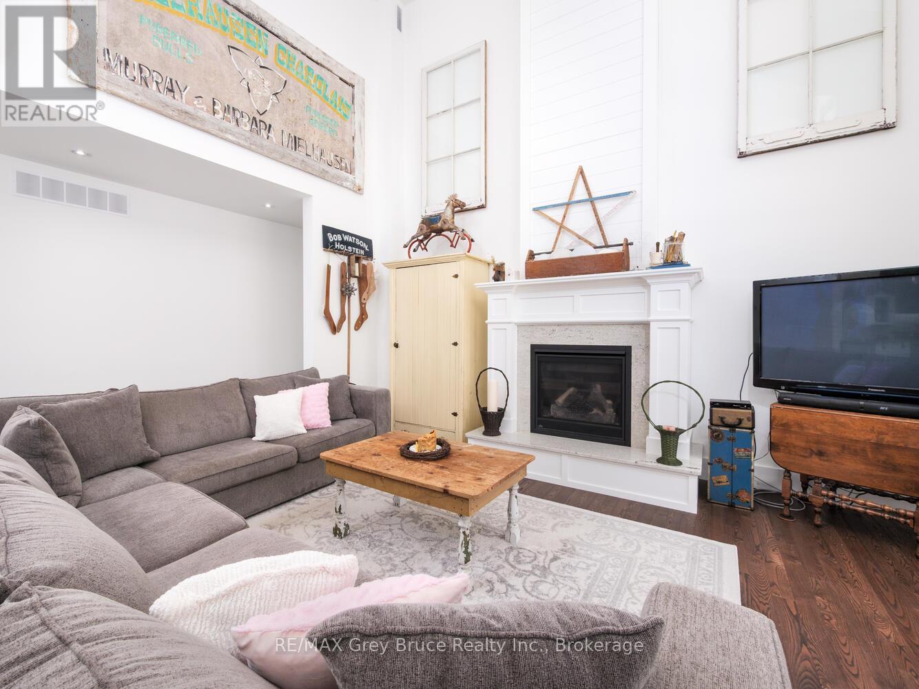 33 Dunks Bay Road, Northern Bruce Peninsula, Ontario  N0H 2R0 - Photo 16 - X12845864