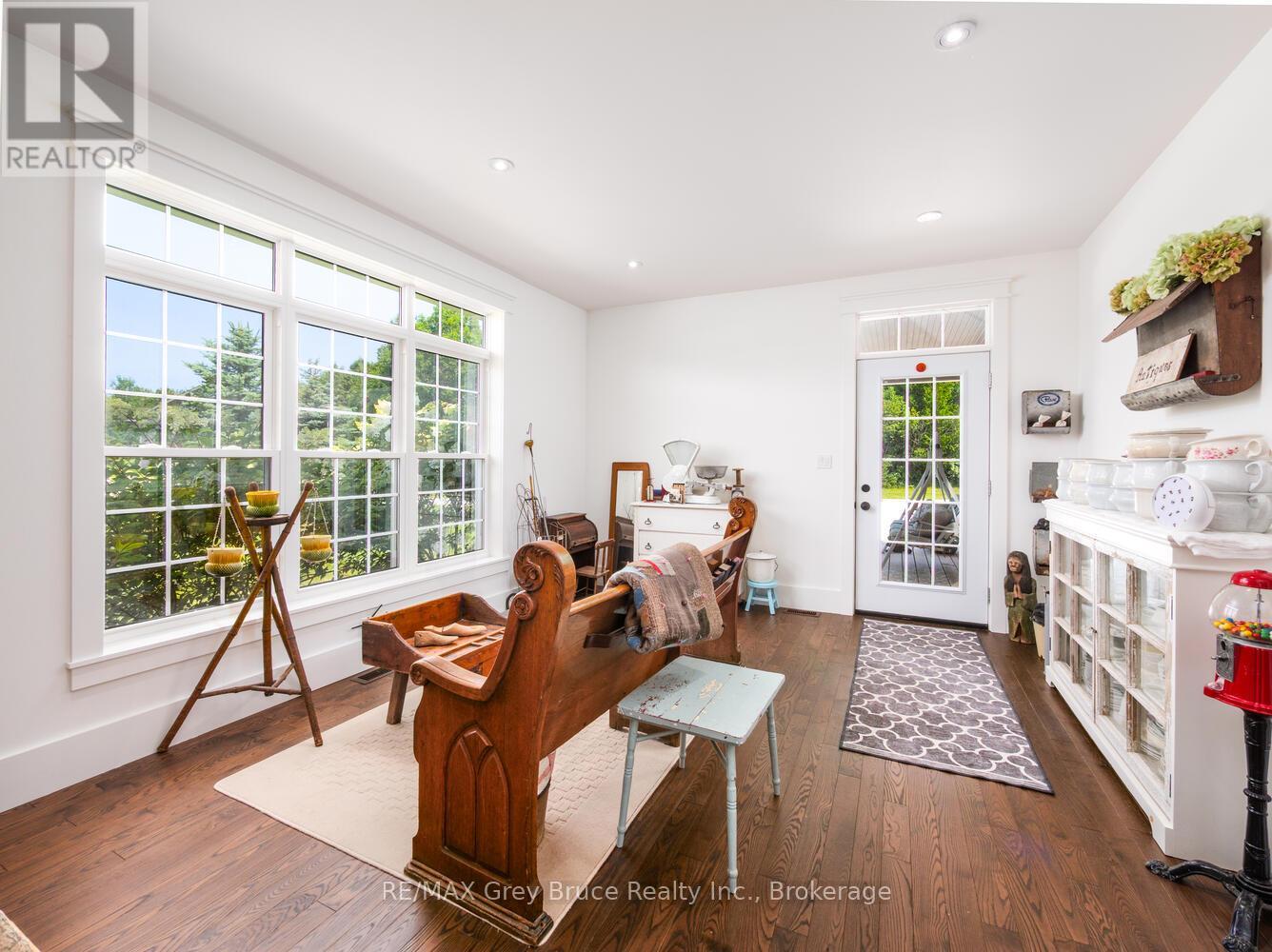 33 Dunks Bay Road, Northern Bruce Peninsula, Ontario  N0H 2R0 - Photo 18 - X12845864