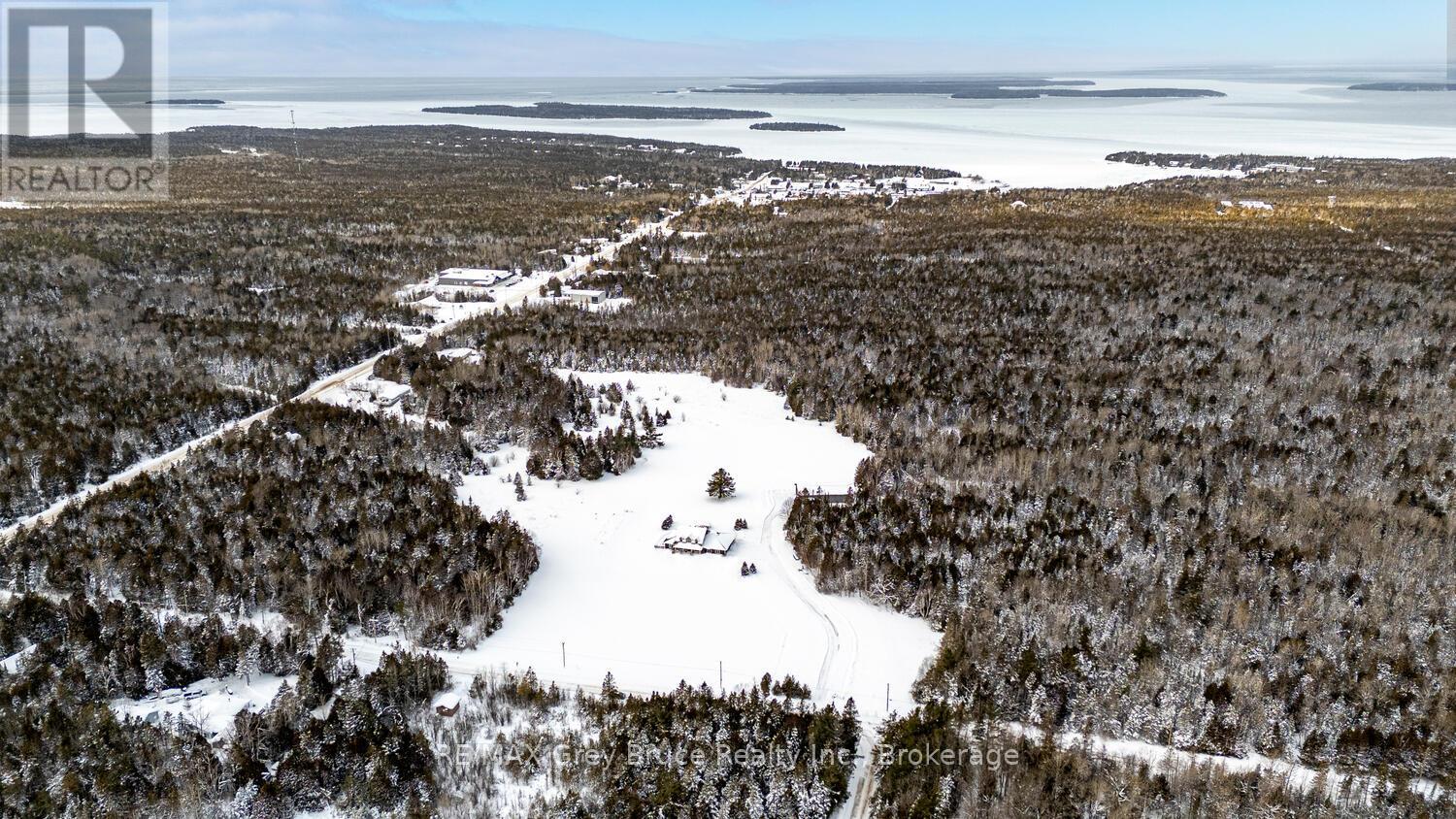 33 Dunks Bay Road, Northern Bruce Peninsula, Ontario  N0H 2R0 - Photo 2 - X12845864