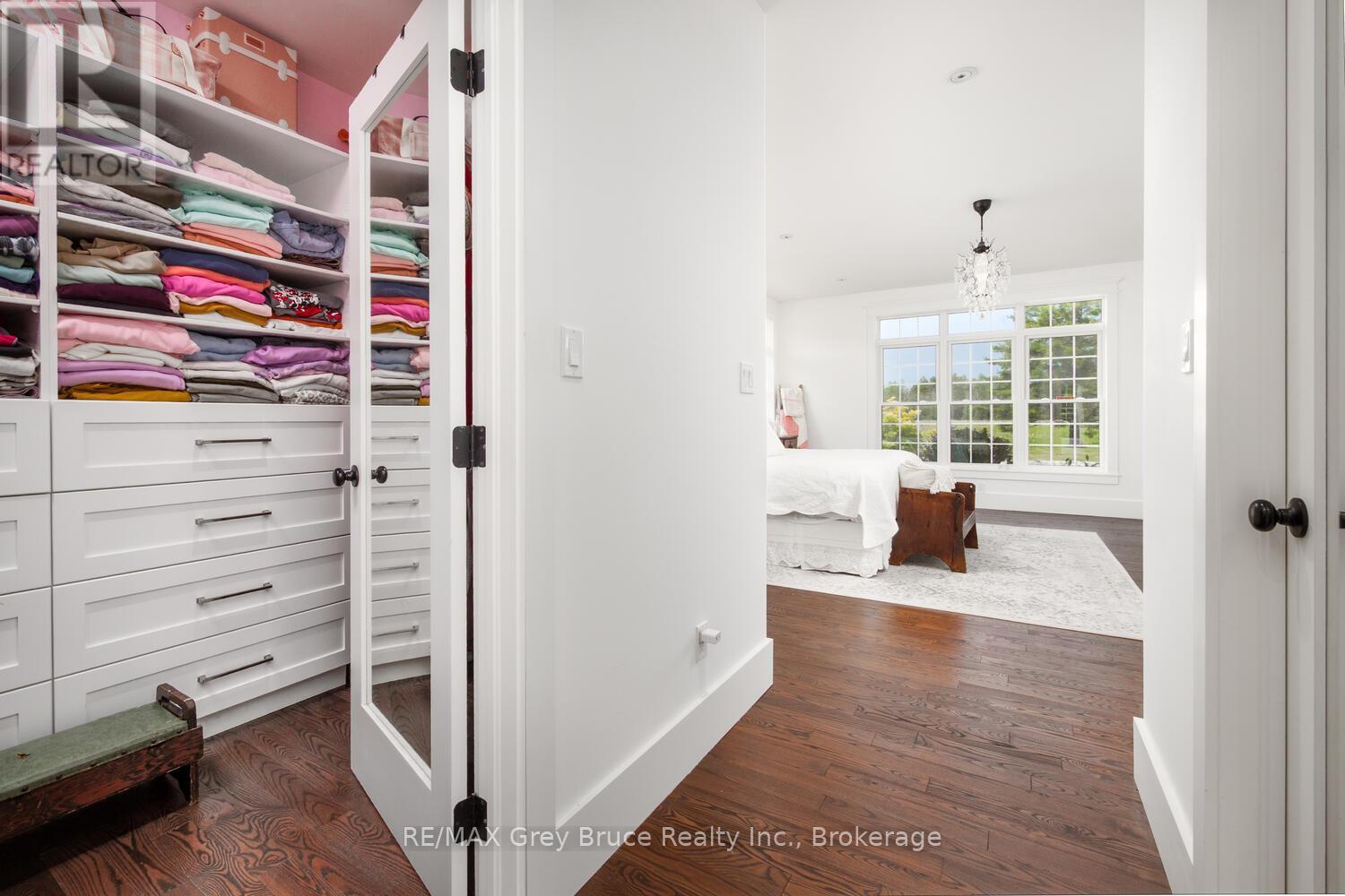 33 Dunks Bay Road, Northern Bruce Peninsula, Ontario  N0H 2R0 - Photo 22 - X12845864