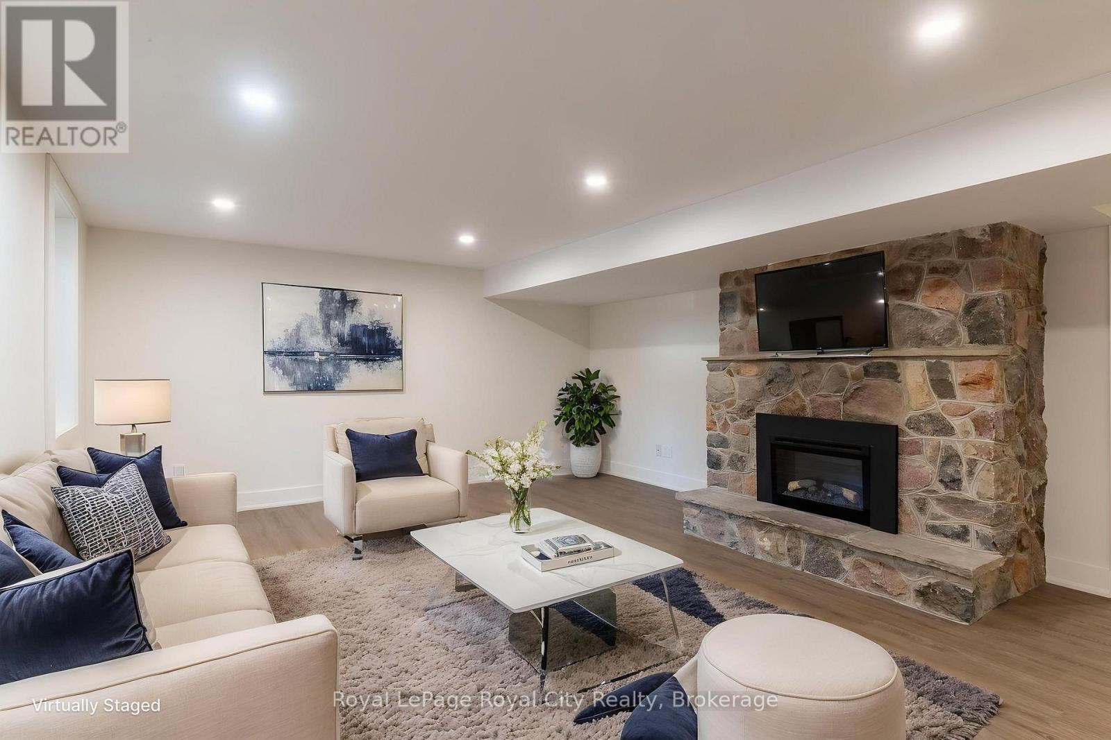 255 Normandy Avenue, Waterloo, Ontario  N2K 1X6 - Photo 36 - X12845890