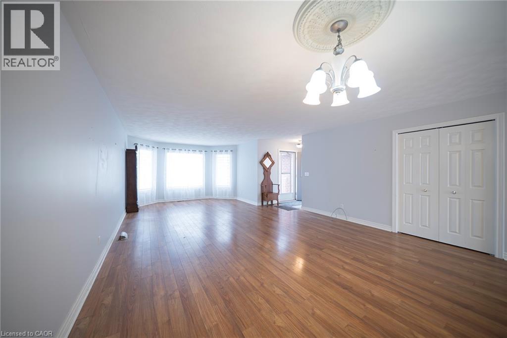 11 Falls Crescent, Simcoe, Ontario  N3Y 5K5 - Photo 7 - 40806455