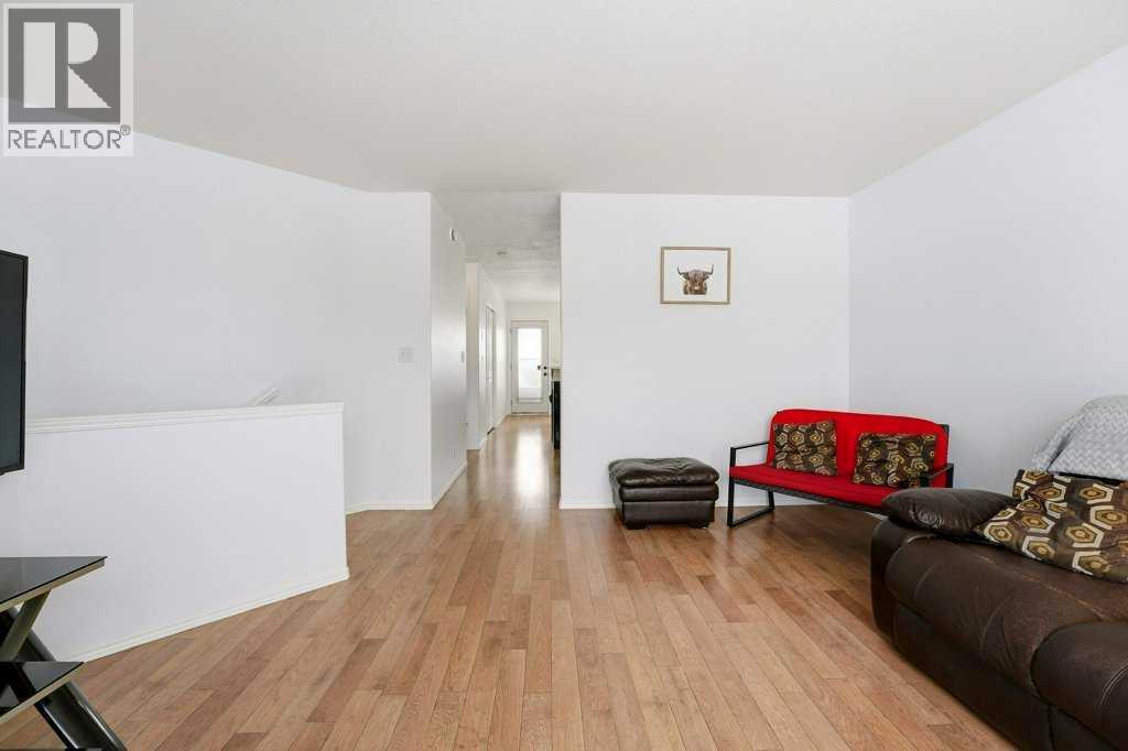 268 Kingston Drive, Red Deer, Alberta  T4P 0A7 - Photo 11 - A2287230