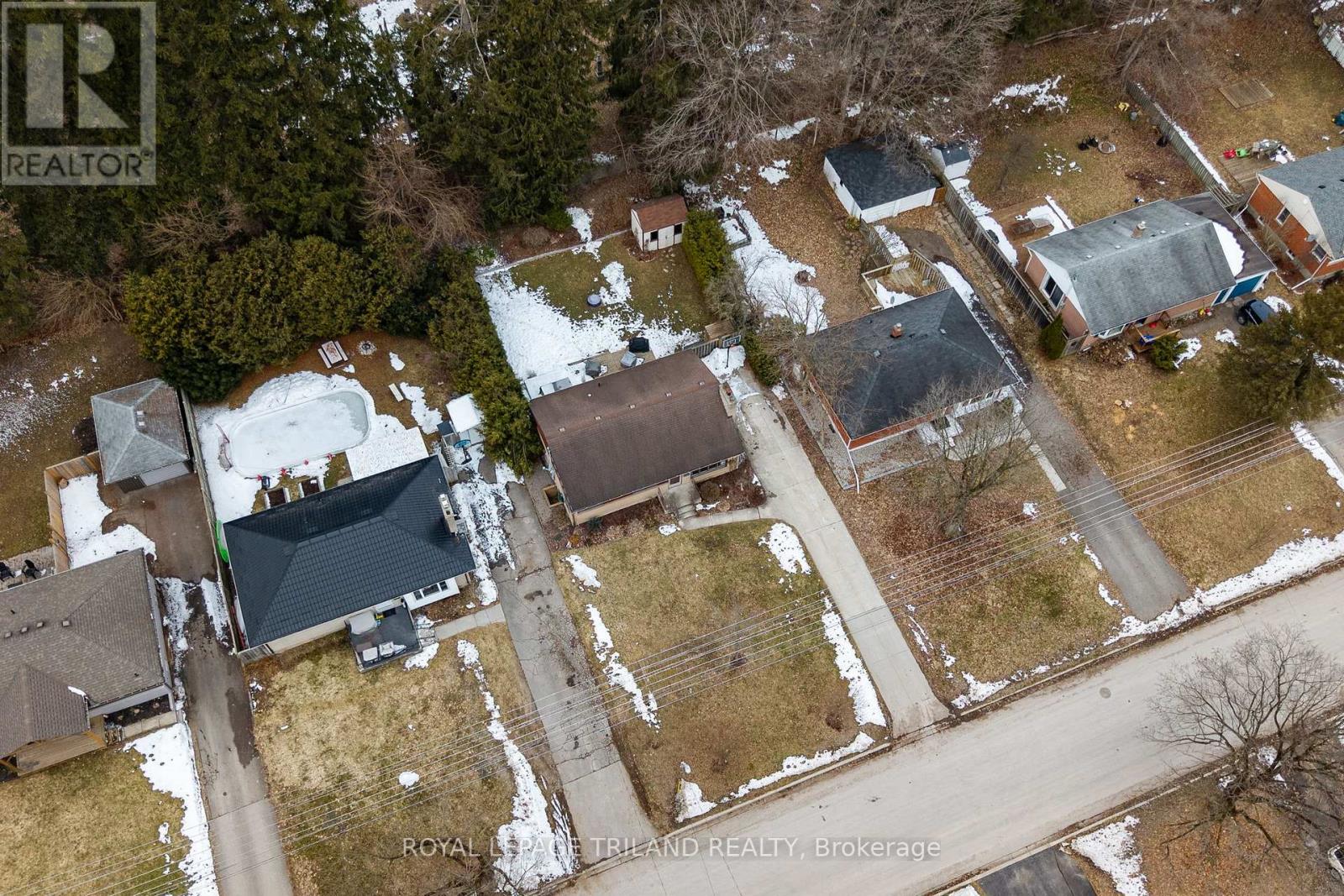 Photo 33 of 37 for 171 Trowbridge Avenue