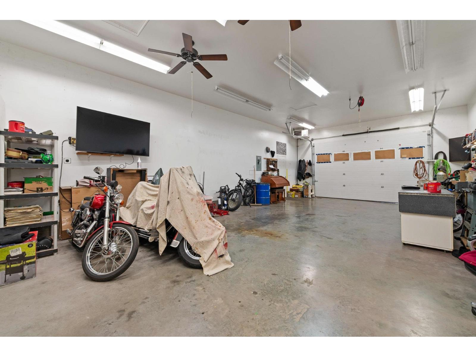 2096 Martens Street, Abbotsford, British Columbia  V2S 5W6 - Photo 33 - R3095523