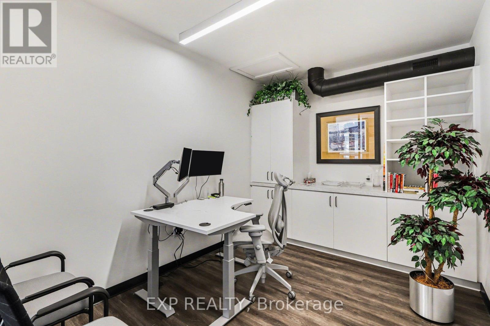 2 - 2062 St Joseph Boulevard, Ottawa, Ontario  K1C 1E6 - Photo 11 - X12845780