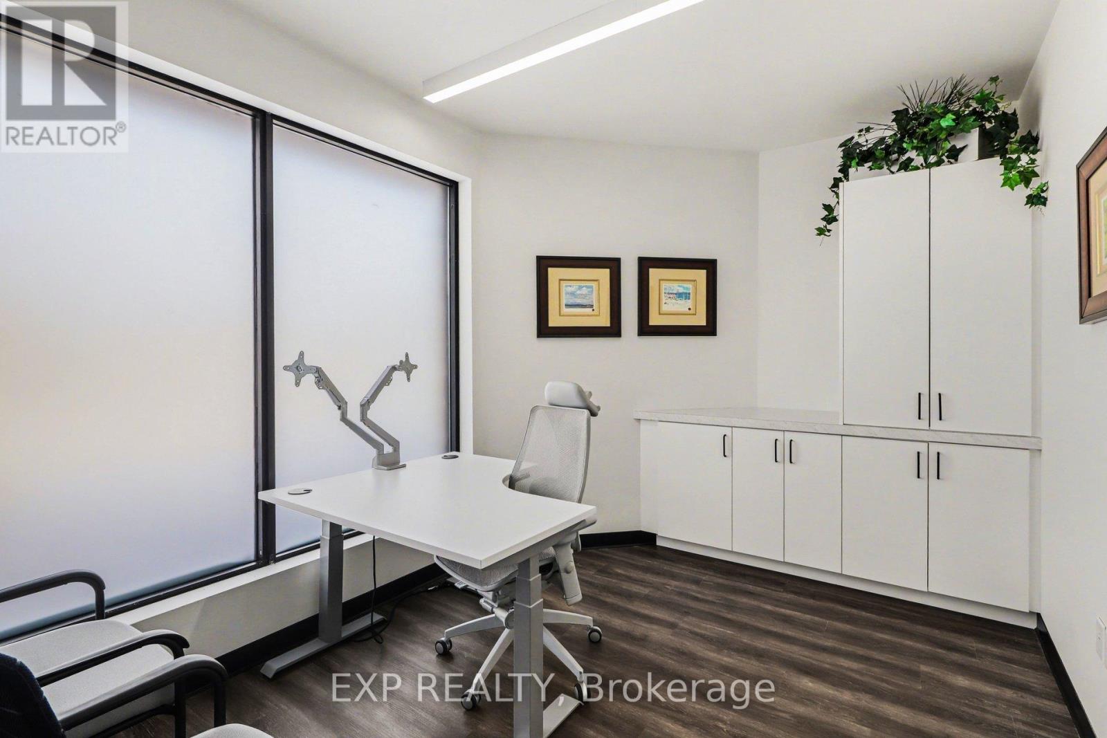 2 - 2062 St Joseph Boulevard, Ottawa, Ontario  K1C 1E6 - Photo 13 - X12845780