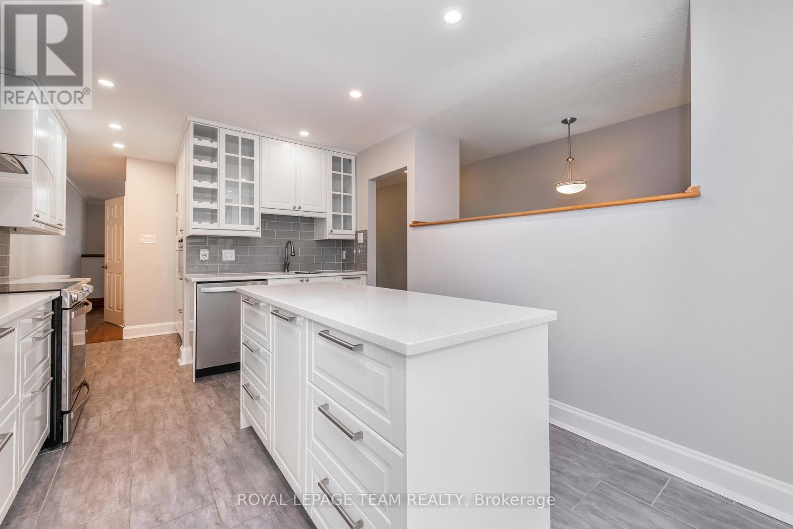 C - 595 Besserer Street, Ottawa, Ontario  K1N 6C8 - Photo 10 - X12845826