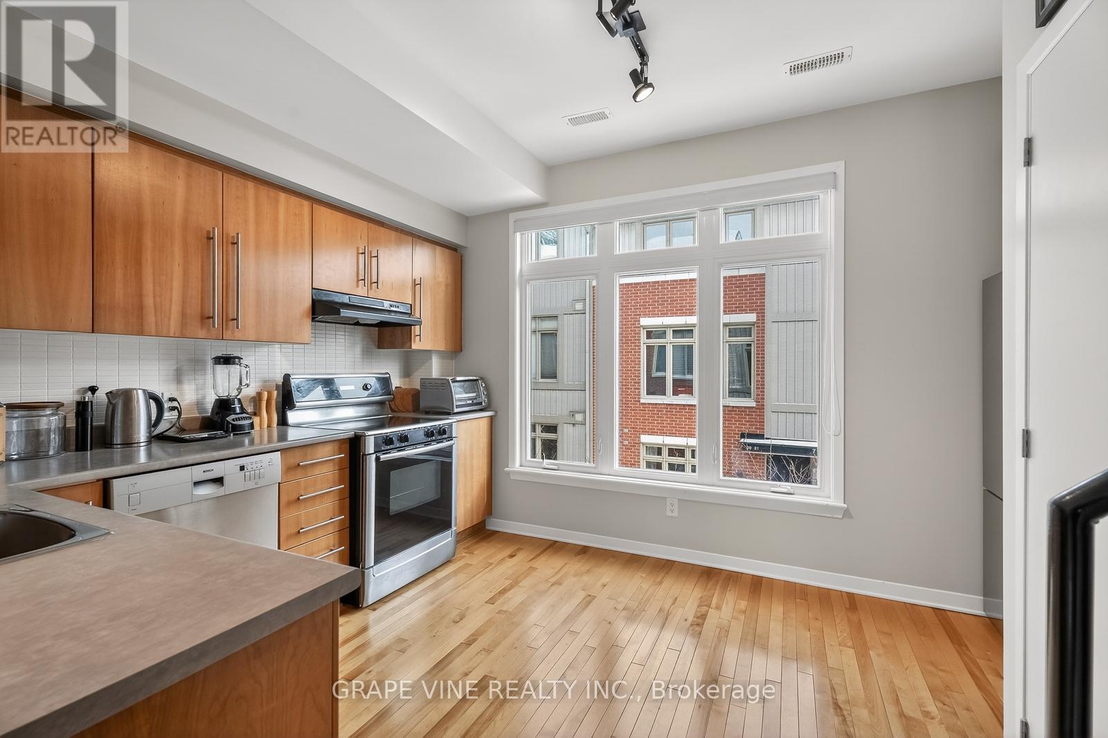 4 - 795 Montreal Road, Ottawa, Ontario  K1K 0S9 - Photo 16 - X12845840