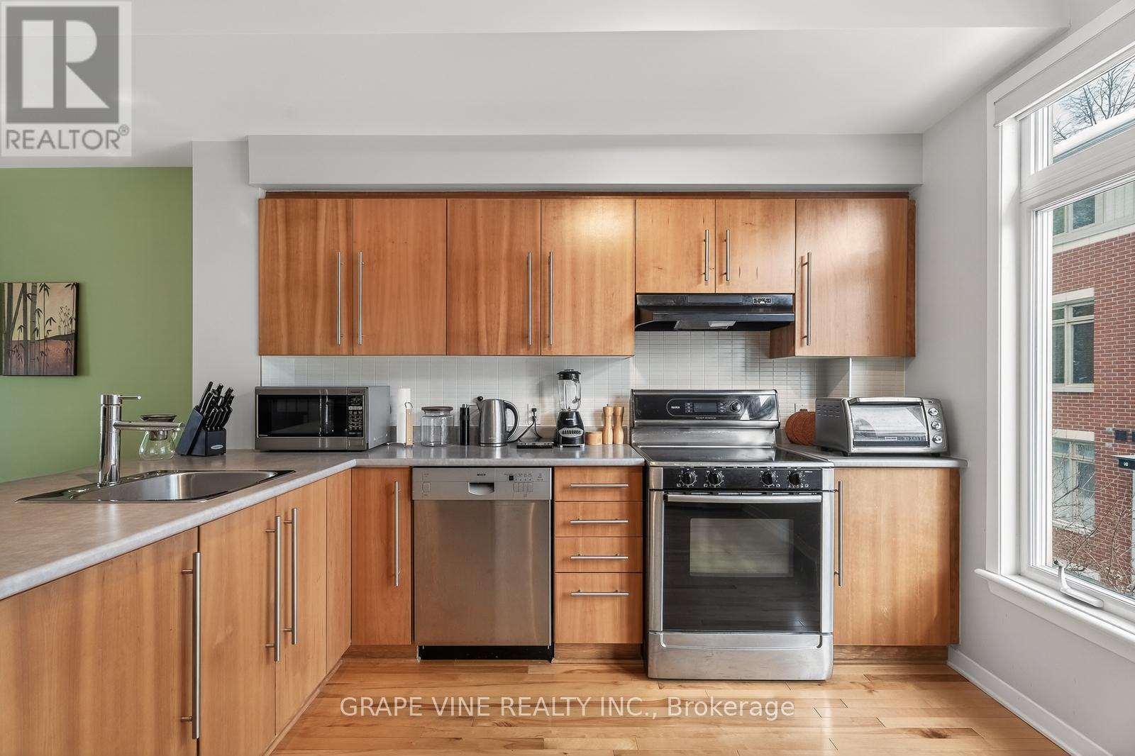 4 - 795 Montreal Road, Ottawa, Ontario  K1K 0S9 - Photo 17 - X12845840