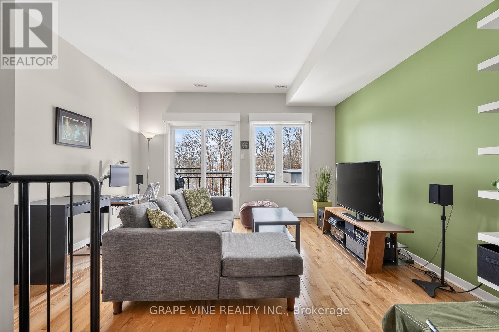 4 - 795 Montreal Road, Ottawa, Ontario  K1K 0S9 - Photo 6 - X12845840