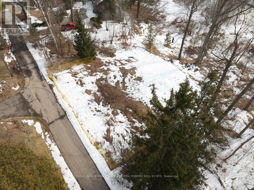 846 Chaucer Avenue, Mississauga, Ontario  L5H 2Z4 - Photo 5 - W12836060