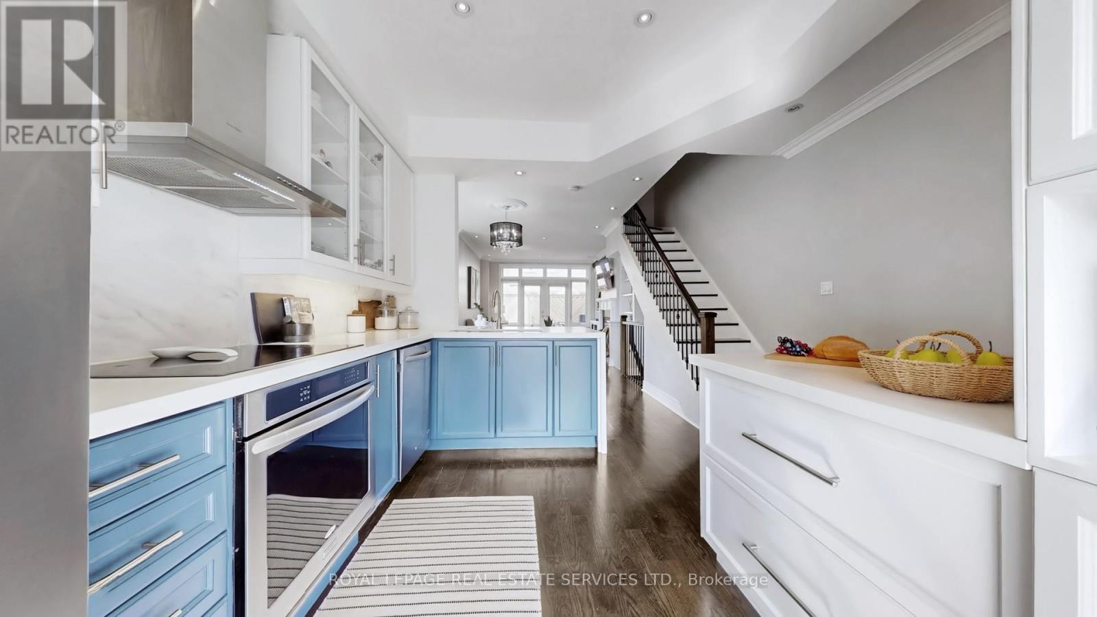 124 Six Point Road, Toronto, Ontario  M8Z 0A1 - Photo 17 - W12845448