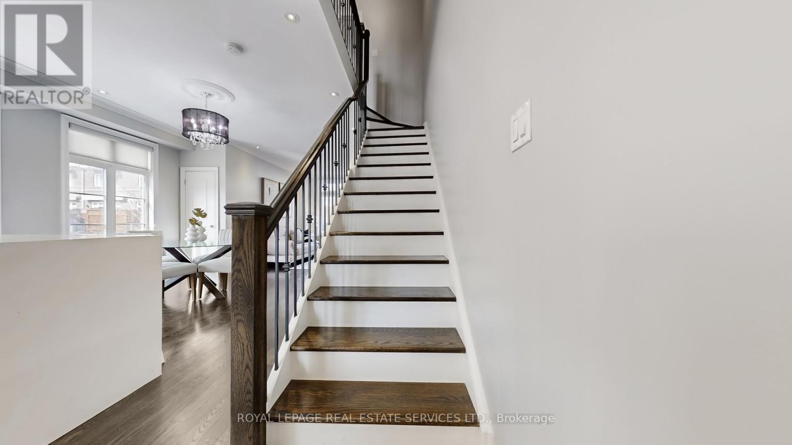 124 Six Point Road, Toronto, Ontario  M8Z 0A1 - Photo 23 - W12845448