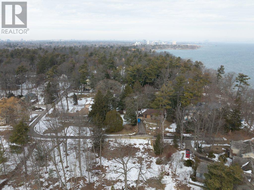 846 Chaucer Avenue, Mississauga, Ontario  L5H 2Z4 - Photo 8 - W12836060