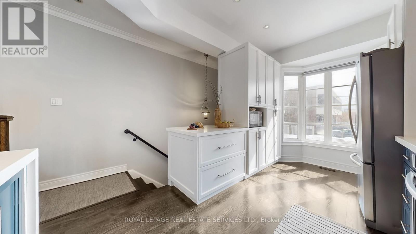 124 Six Point Road, Toronto, Ontario  M8Z 0A1 - Photo 19 - W12845448