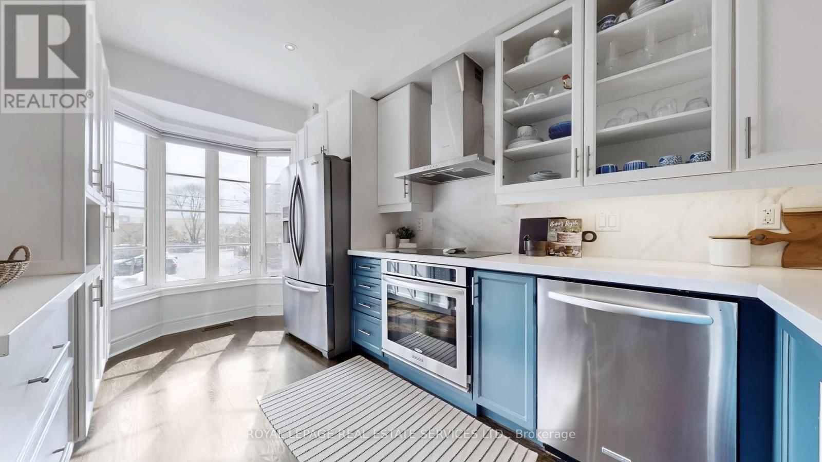 124 Six Point Road, Toronto, Ontario  M8Z 0A1 - Photo 16 - W12845448