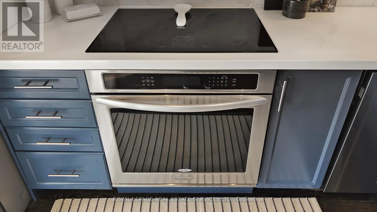 124 Six Point Road, Toronto, Ontario  M8Z 0A1 - Photo 20 - W12845448