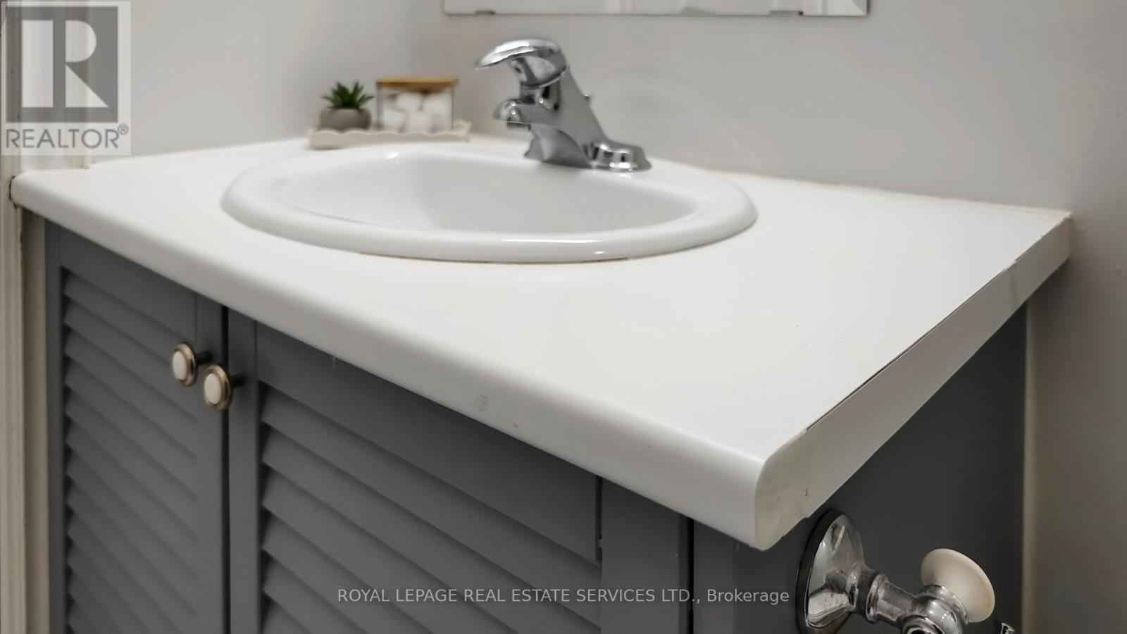 124 Six Point Road, Toronto, Ontario  M8Z 0A1 - Photo 43 - W12845448