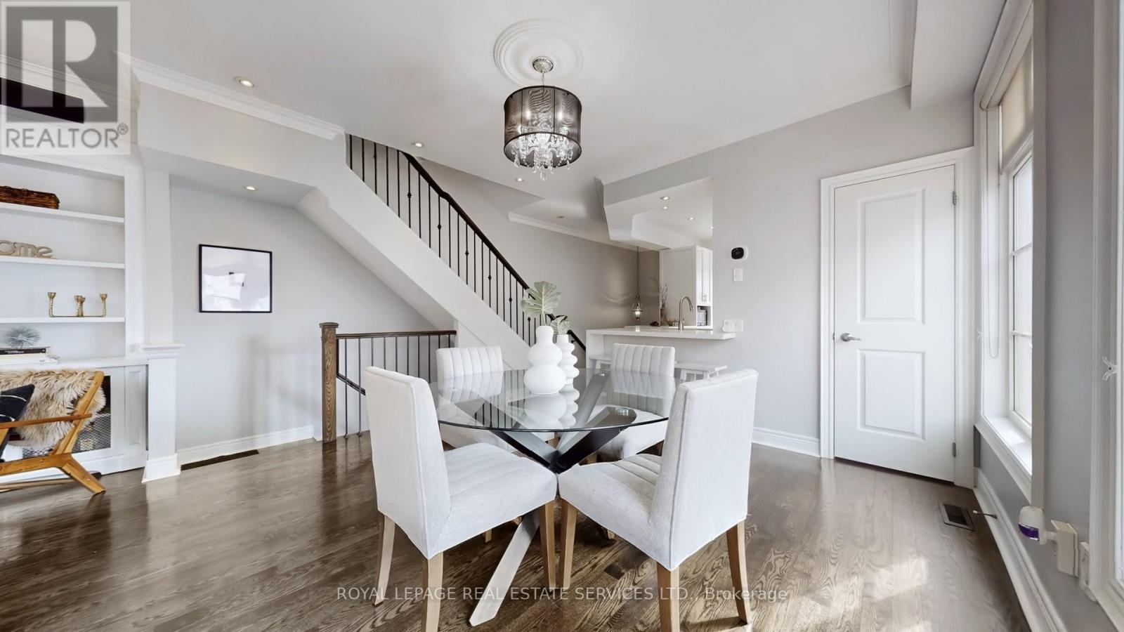 124 Six Point Road, Toronto, Ontario  M8Z 0A1 - Photo 11 - W12845448